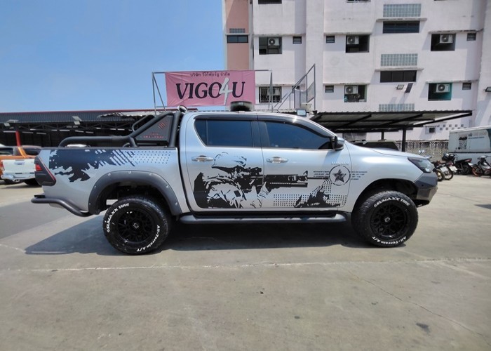 Used 12
                    TOYOTA
                     for Sale Image