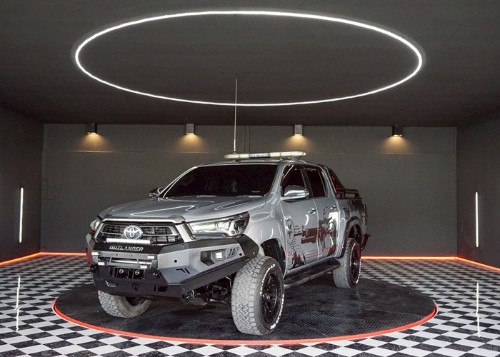 TOYOTA