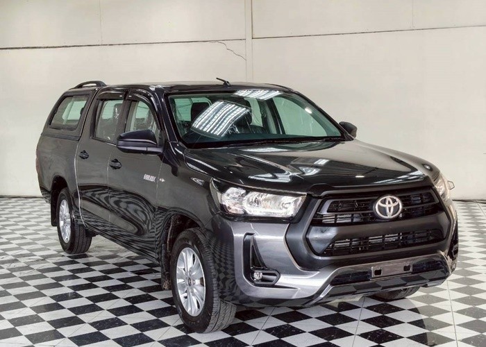 Used 12
                    TOYOTA
                     for Sale Image