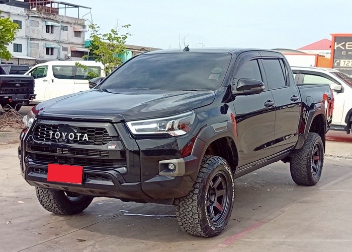 TOYOTA