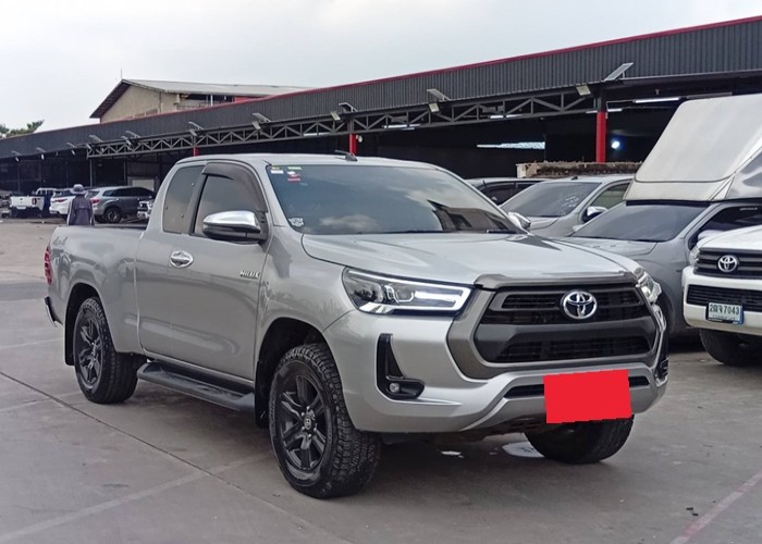 Used 12
                    TOYOTA
                     for Sale Image
