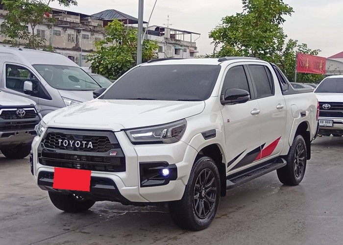 TOYOTA