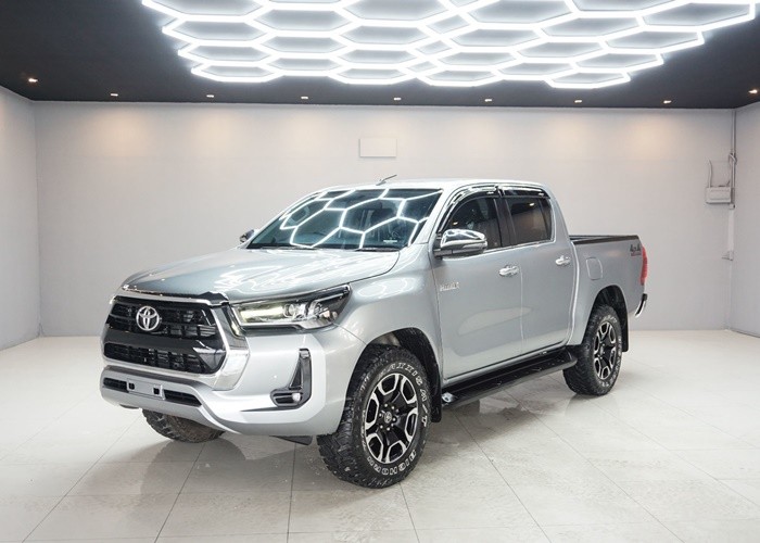 TOYOTA