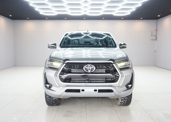 Used 6
                    TOYOTA
                     for Sale Image