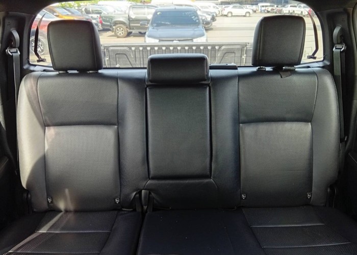 Used 5
                    TOYOTA
                     for Sale Image