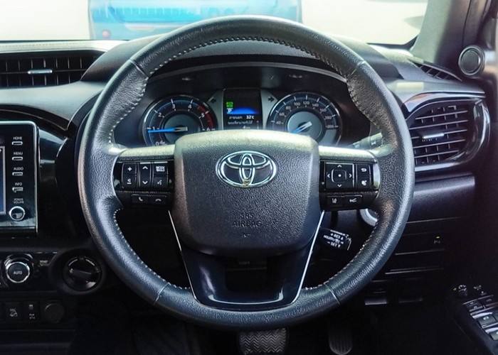 Used 5
                    TOYOTA
                     for Sale Image