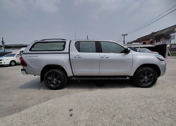 Used 7
                    TOYOTA
                     for Sale Image