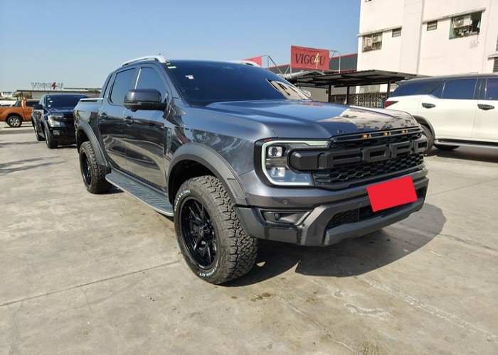 Used 9
                    FORD
                     for Sale Image