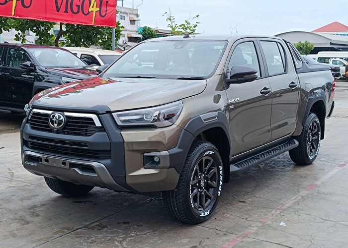 TOYOTA