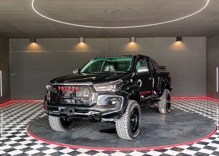 TOYOTA