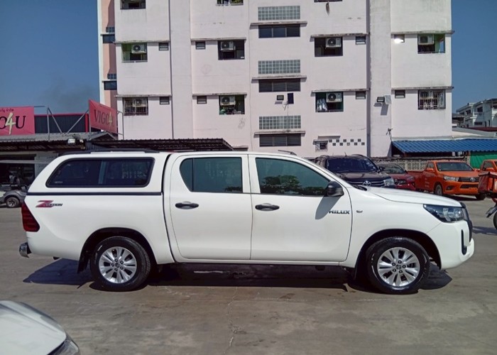 Used 11
                    TOYOTA
                     for Sale Image