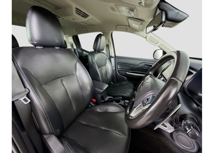 Used 1
                    MITSUBISHI
                     for Sale Image