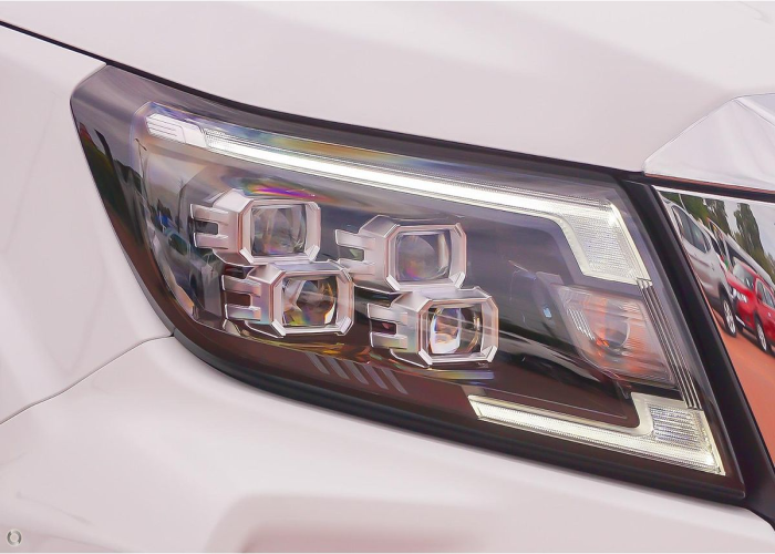 Used 1
                    NISSAN
                     for Sale Image