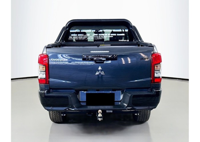 Used 1
                    MITSUBISHI
                     for Sale Image