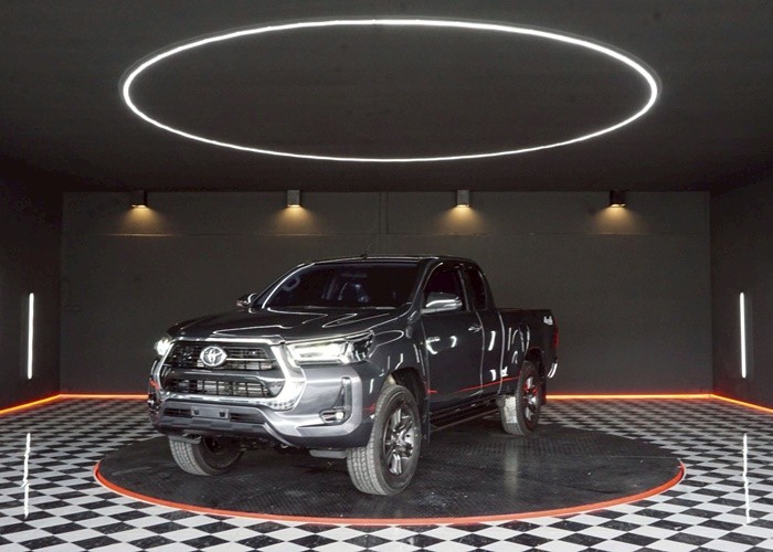 TOYOTA
