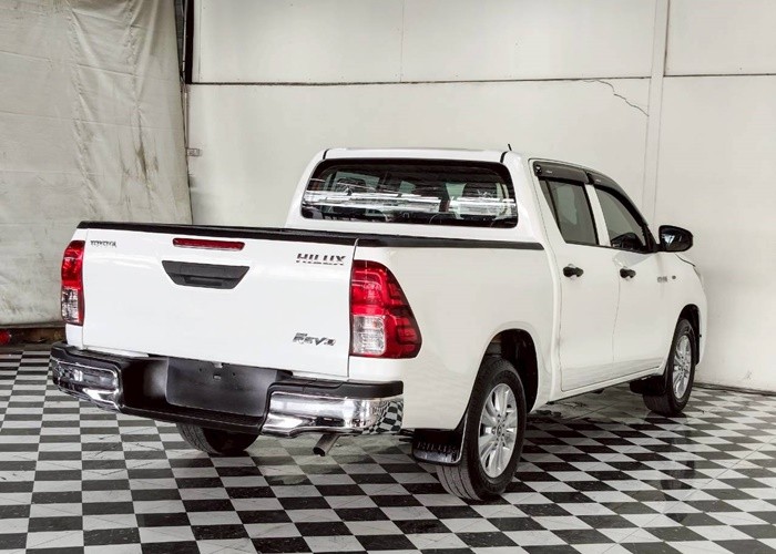 Used 11
                    TOYOTA
                     for Sale Image