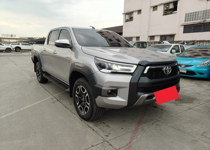 Used 9
                    TOYOTA
                     for Sale Image