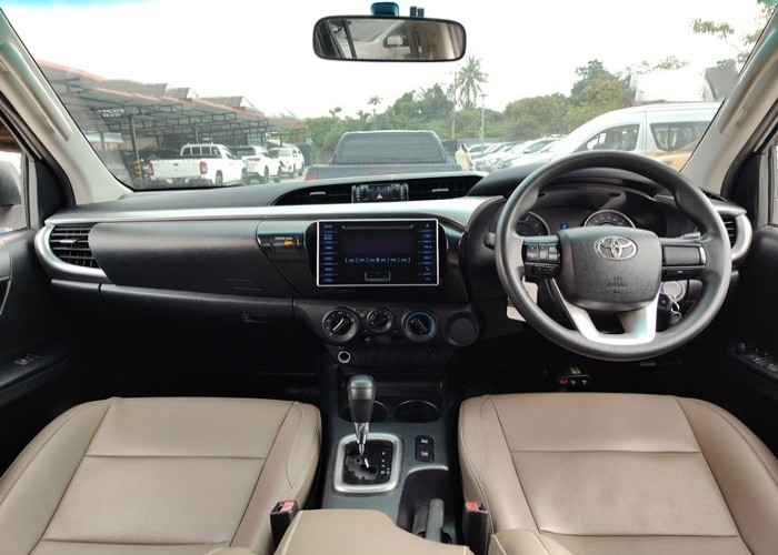 Used 5
                    TOYOTA
                     for Sale Image
