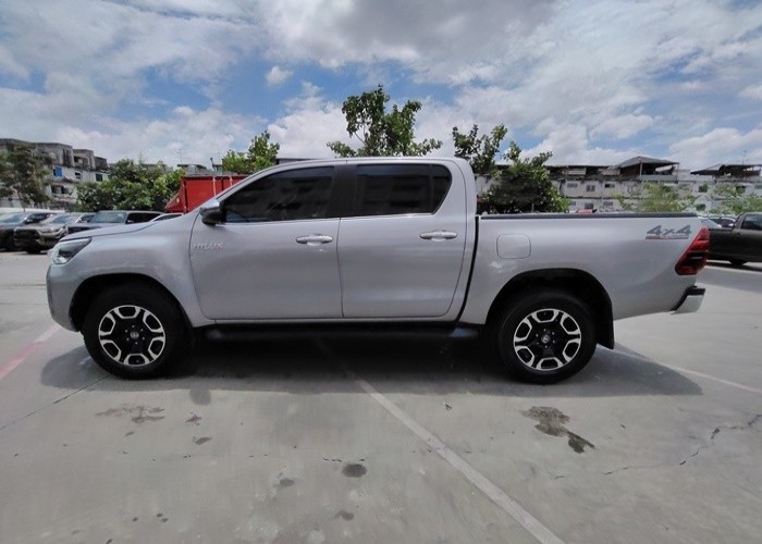 Used 8
                    TOYOTA
                     for Sale Image