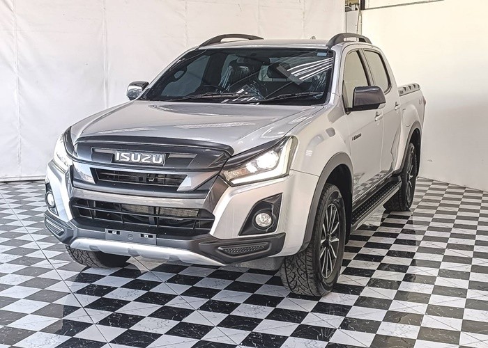 ISUZU
             
                 for Sale for Sale