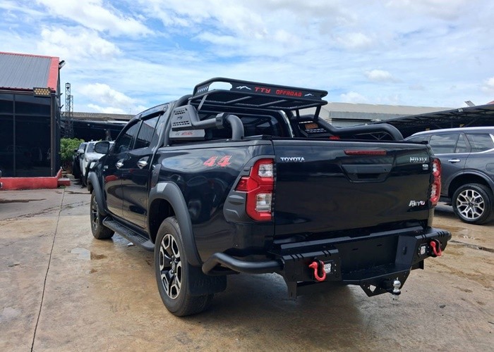 Used 5
                    TOYOTA
                     for Sale Image