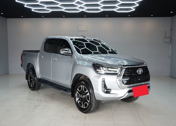 Used 10
                    TOYOTA
                     for Sale Image