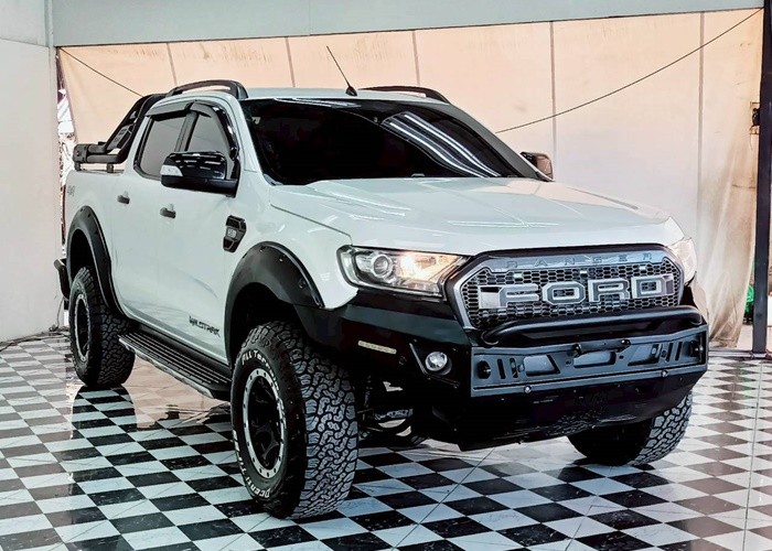 Used 6
                    FORD
                     for Sale Image