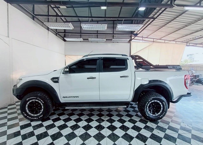 Used 6
                    FORD
                     for Sale Image