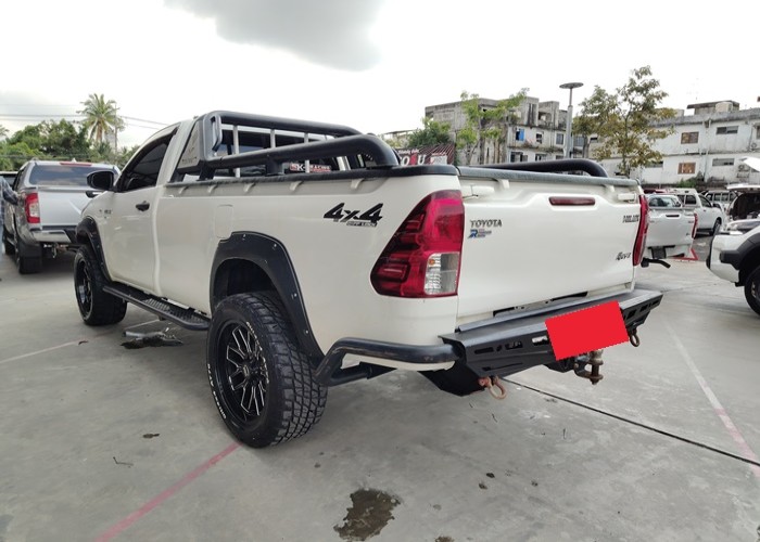 Used 12
                    TOYOTA
                     for Sale Image