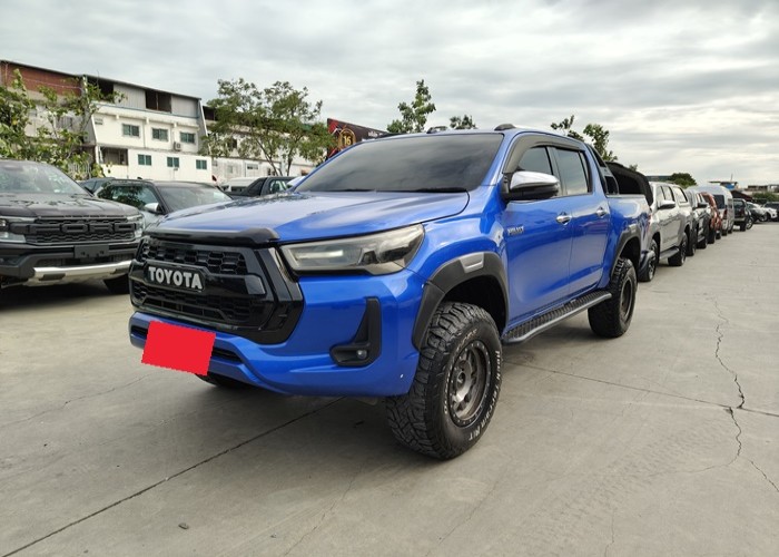 TOYOTA