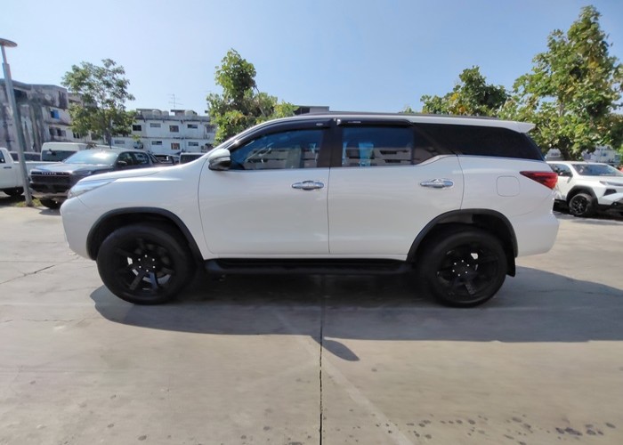 Used 9
                    TOYOTA
                     for Sale Image