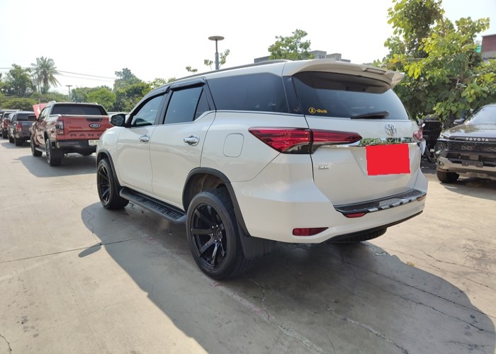 Used 9
                    TOYOTA
                     for Sale Image