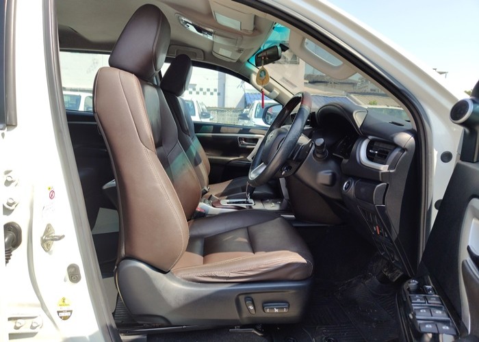 Used 9
                    TOYOTA
                     for Sale Image