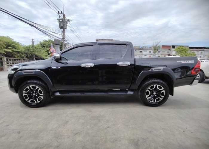 Used 4
                    TOYOTA
                     for Sale Image