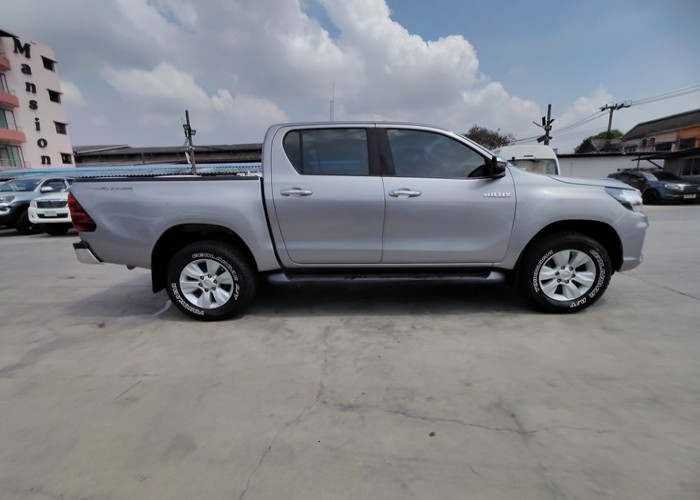 Used 8
                    TOYOTA
                     for Sale Image