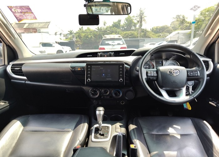 Used 11
                    TOYOTA
                     for Sale Image