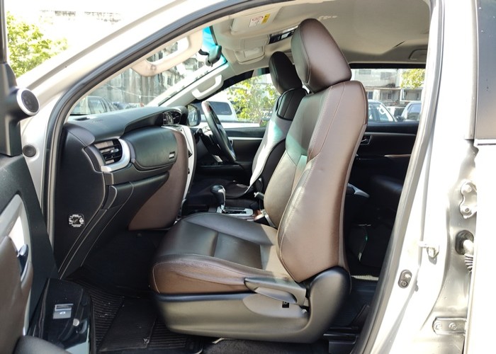 Used 10
                    TOYOTA
                     for Sale Image