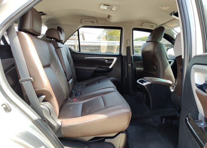 Used 10
                    TOYOTA
                     for Sale Image