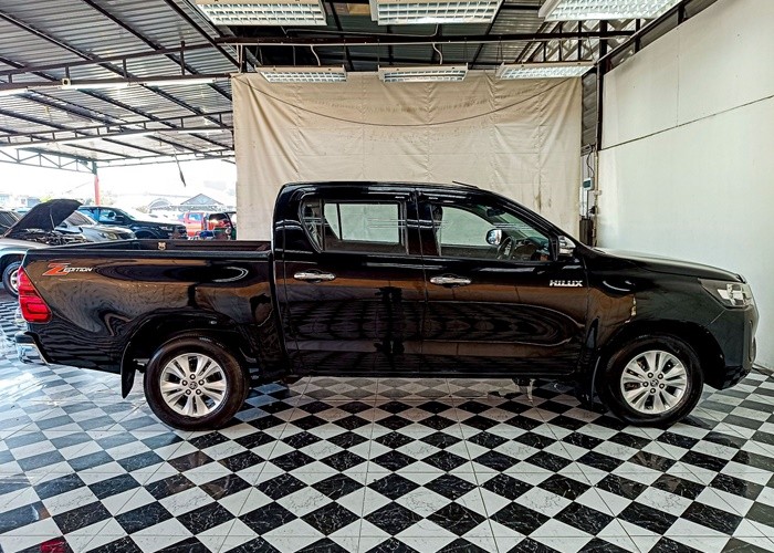 Used 1
                    TOYOTA
                     for Sale Image