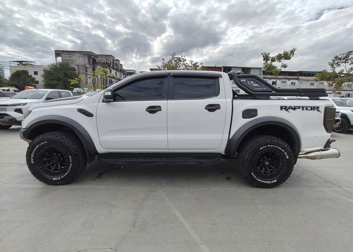 Used 8
                    FORD
                     for Sale Image