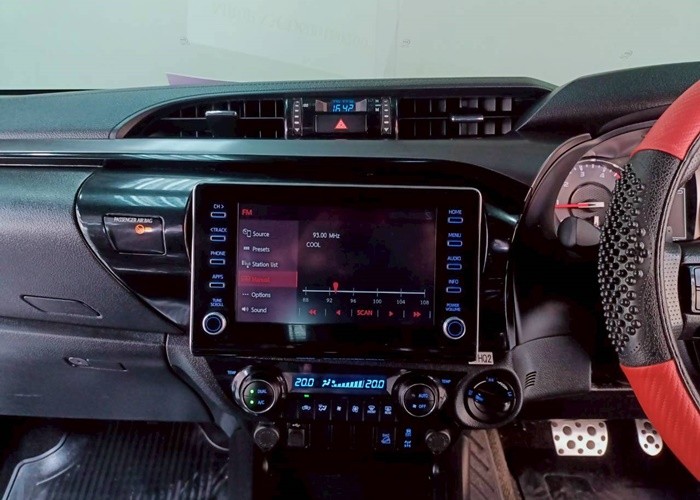 Used 9
                    TOYOTA
                     for Sale Image