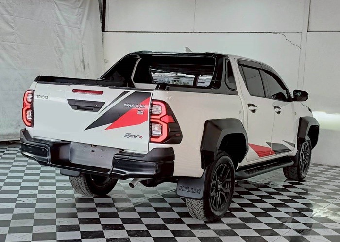 Used 9
                    TOYOTA
                     for Sale Image