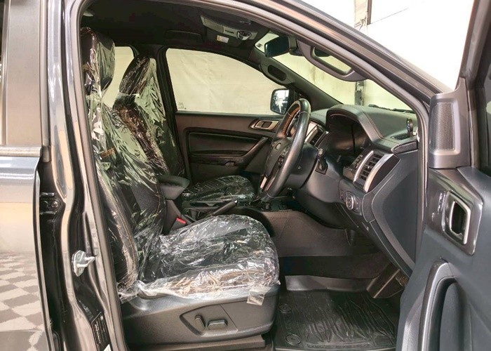 Used 12
                    FORD
                     for Sale Image