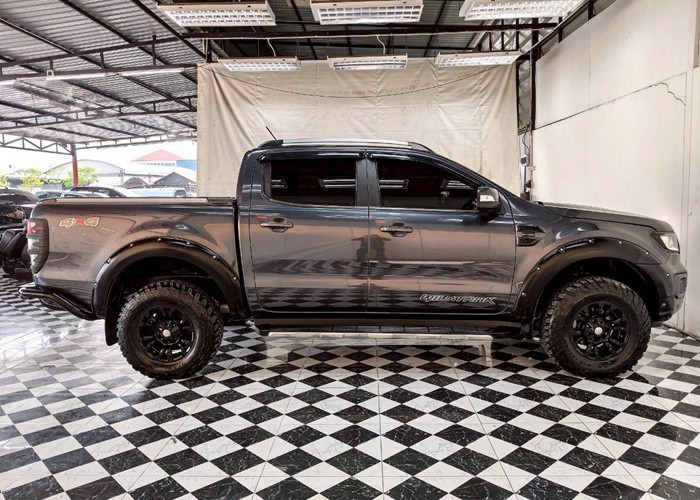 Used 12
                    FORD
                     for Sale Image