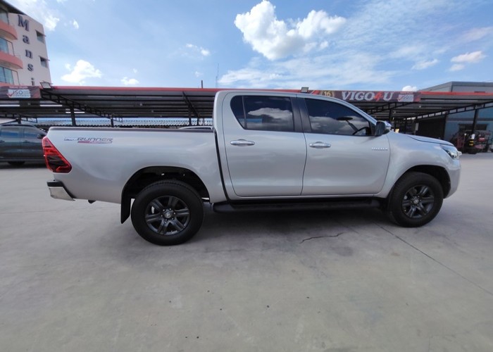 Used 6
                    TOYOTA
                     for Sale Image