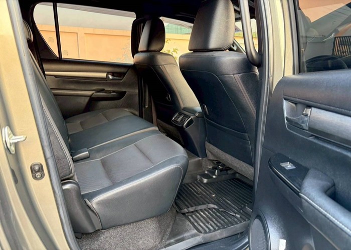 Used 11
                    TOYOTA
                     for Sale Image