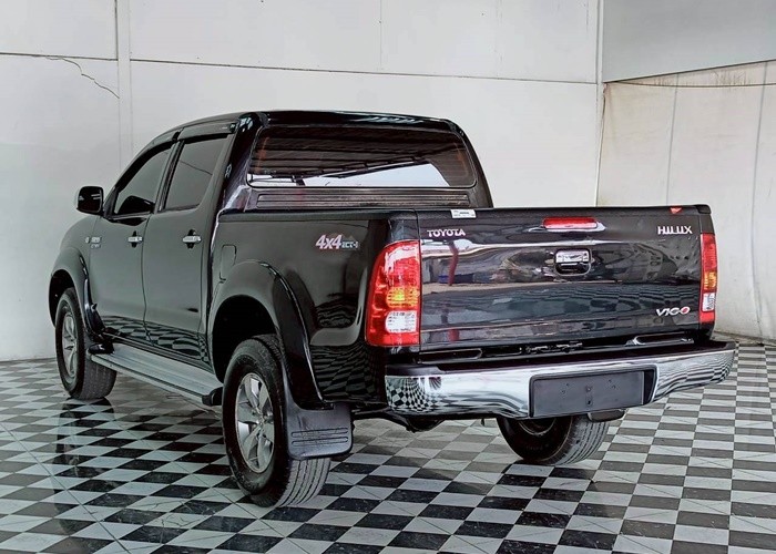 Used 8
                    TOYOTA
                     for Sale Image