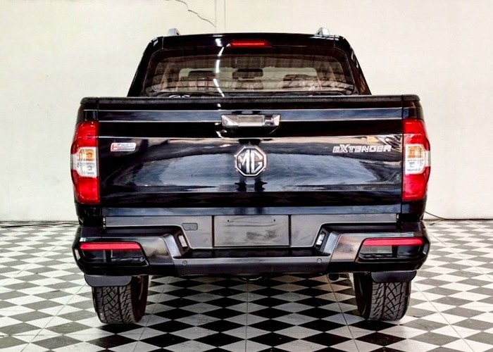 Used 9
                    MG
                     for Sale Image