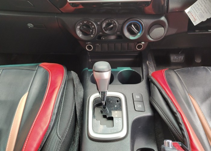 Used 11
                    TOYOTA
                     for Sale Image