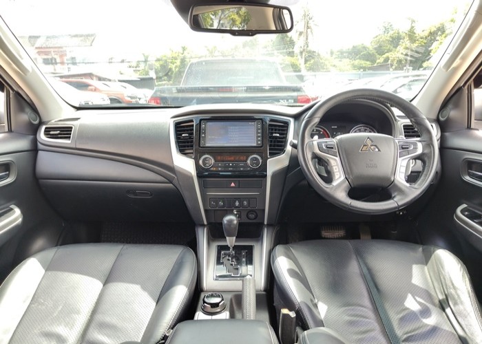 Used 3
                    MITSUBISHI
                     for Sale Image
